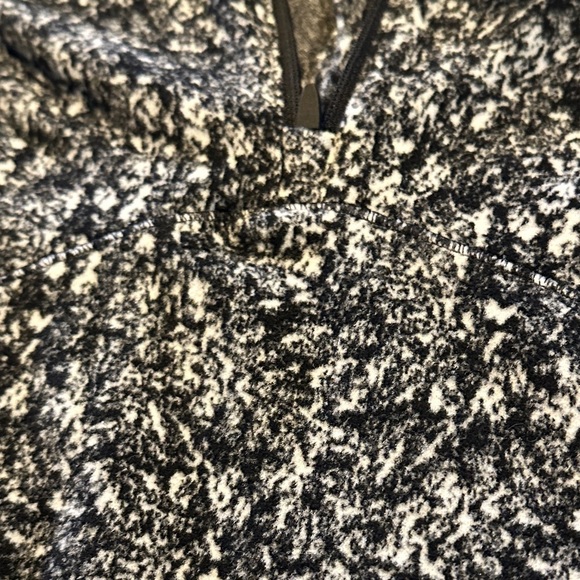 Spyder Active Black and White Women's Workout 1/4 Zip Jacket - Picture 12 of 12